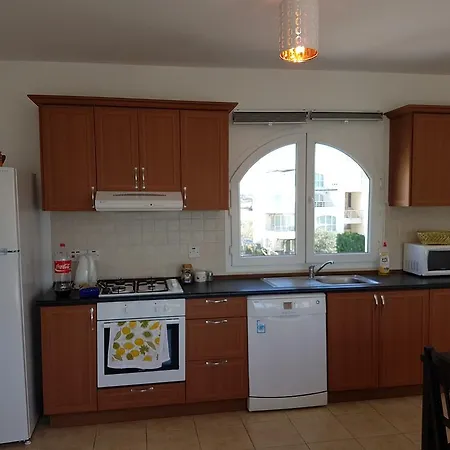 Aphrodite Beachfront Penthouse Apartment Ghaziveran Extérieur photo