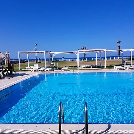 Aphrodite Beachfront Penthouse Apartment Ghaziveran Extérieur photo